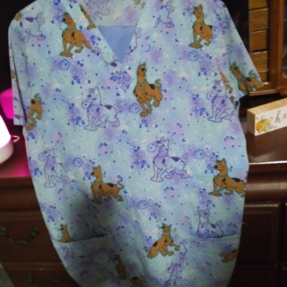 Scrub set - Picture 2 of 3